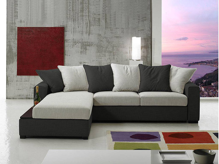 tendenze di arredamento con il colore grigio - divano